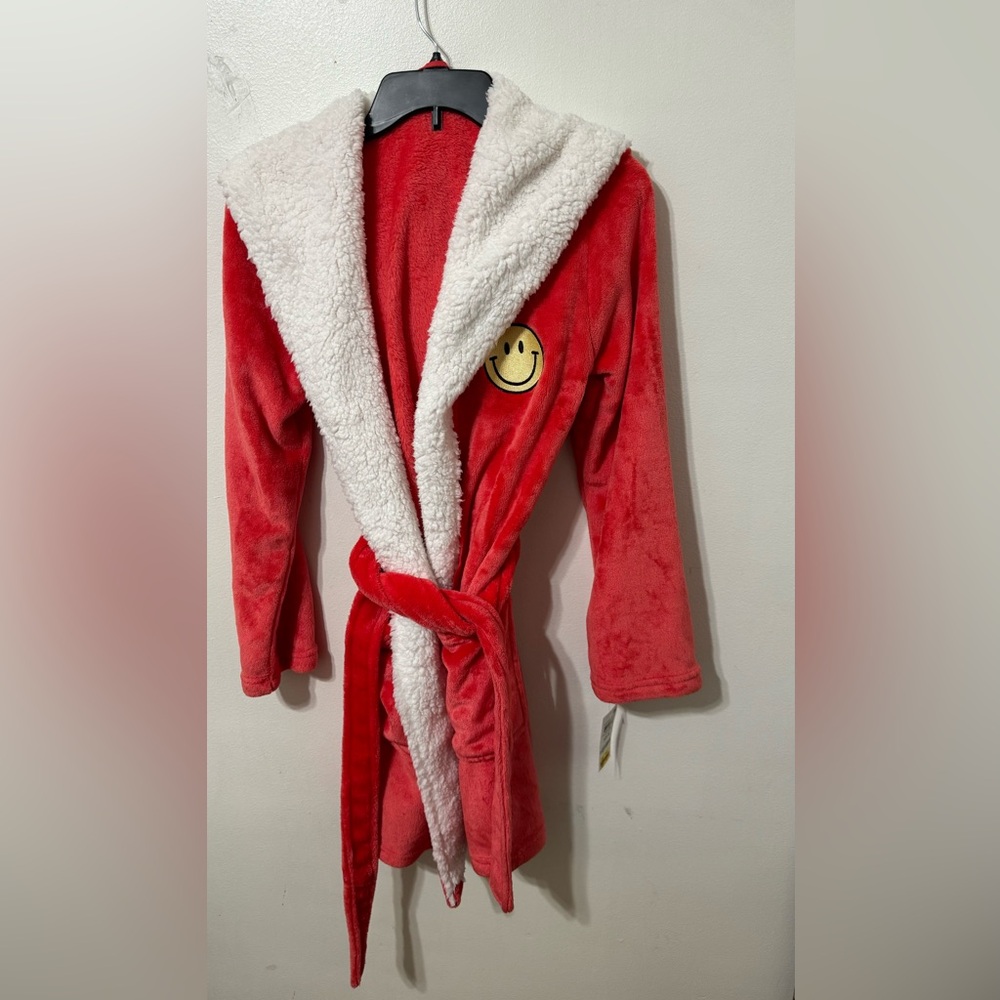 Woman’s Robe Smiley Face